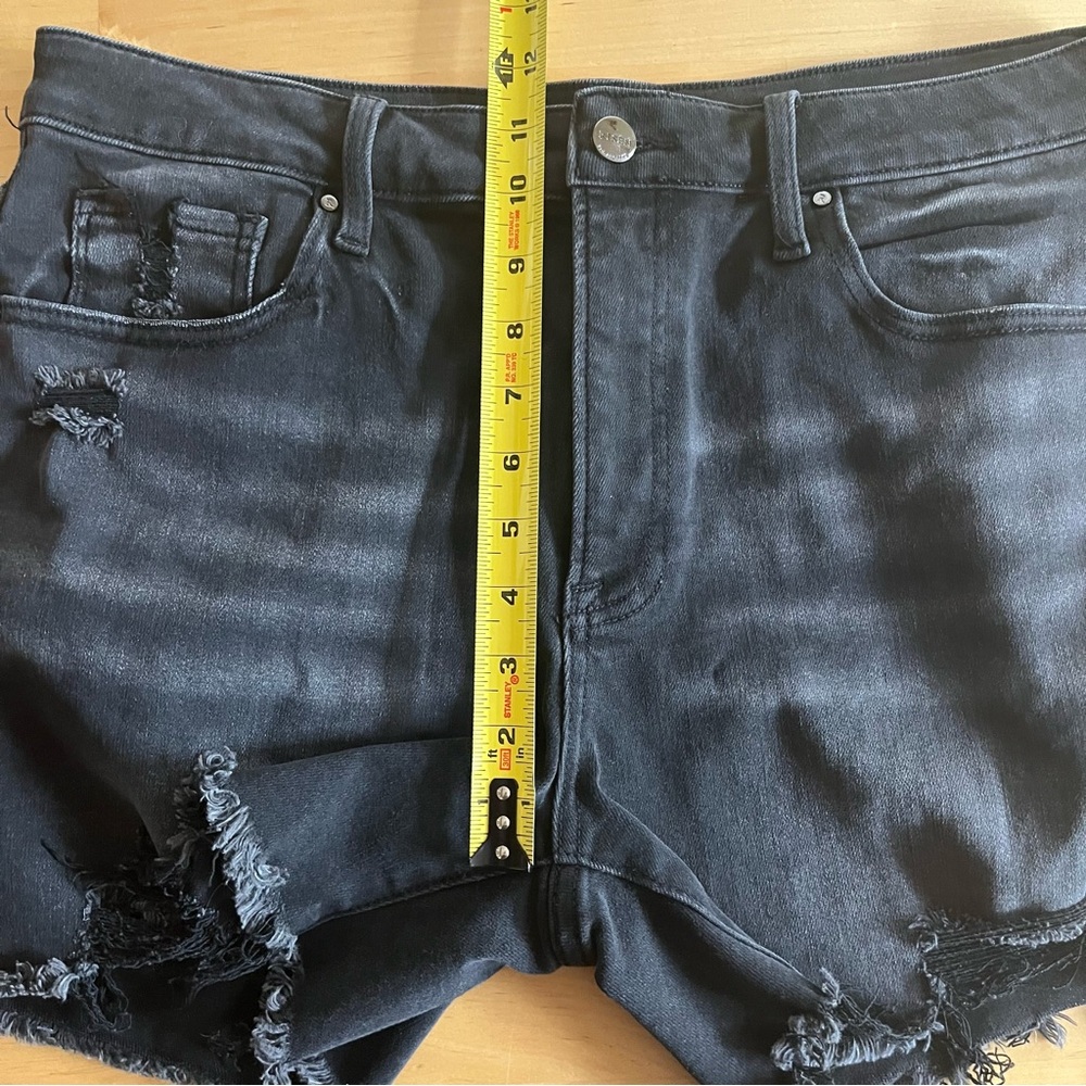 Wild Oak + Risen Jeans Distressed Black Denim Shorts Size 1X - Picture 6 of 7